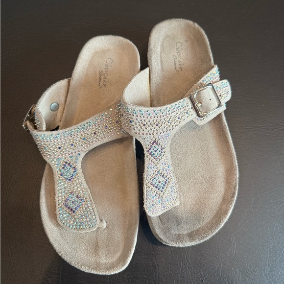 Crystal Kids Sandals with Rhinestone Embellishments - Picture 1 of 6